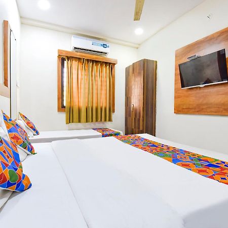 Fabexpress Nishesh Tower Otel Ujjain Dış mekan fotoğraf