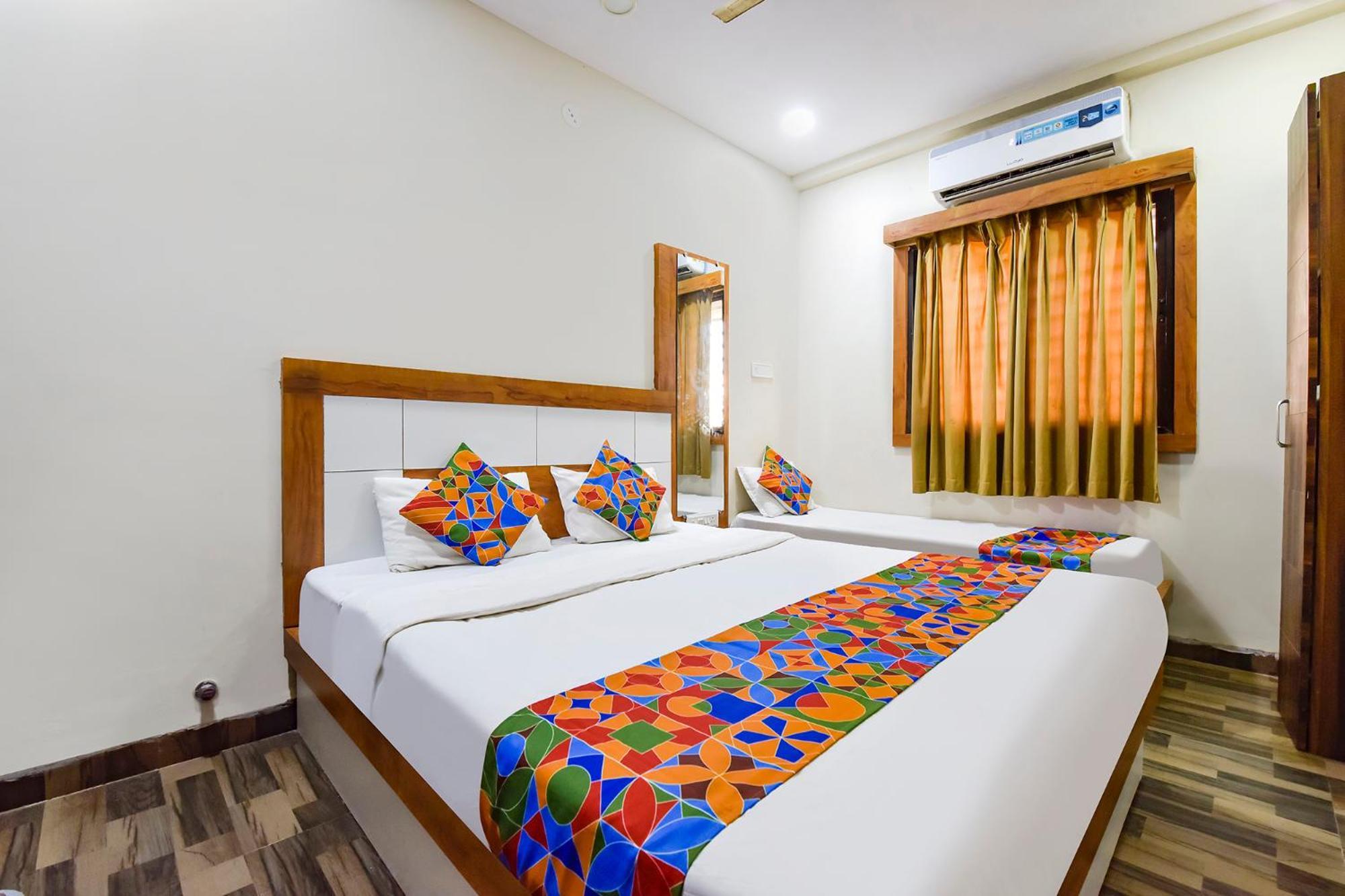 Fabexpress Nishesh Tower Otel Ujjain Dış mekan fotoğraf